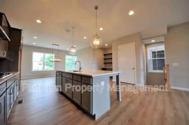 Main picture of 6430 Cortland Walk