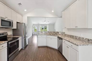 Main picture of 112 Cubbedge Dr