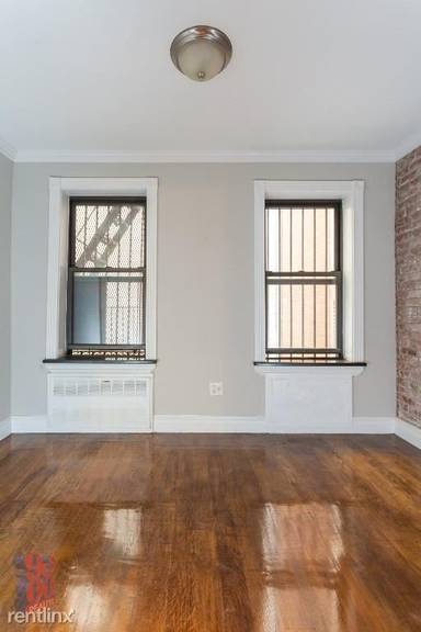Main picture of 345 W 53rd St