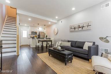 Main picture of 1811 N Marston St