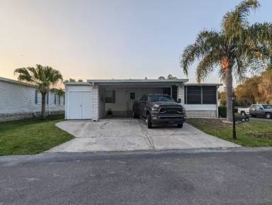 Main picture of 632 Tulip Cir W