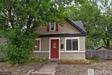 Main picture of 661 Lowry Ave NE