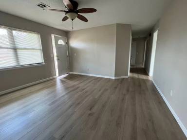 Main picture of 4203 SE Dorchester Dr