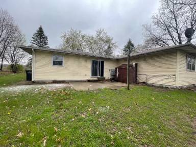 Main picture of 5330 Plaza Ave