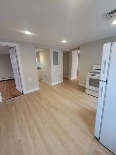 Main picture of 15 Broadway