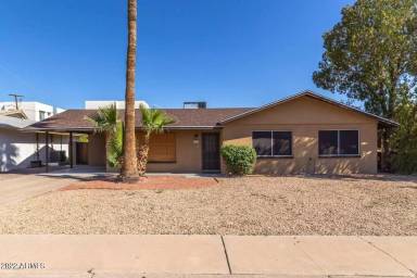 Main picture of 3213 N 69th Pl