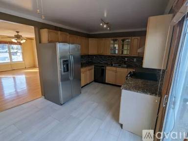 Main picture of 4 N Pendleton Ct