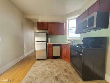 Main picture of 45 Leonard St Apartments