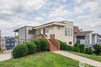 Main picture of 418 33rd Ave N