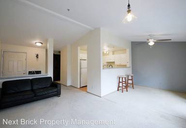Main picture of 10825 SE 200th St