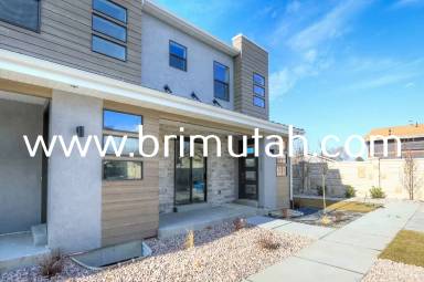 Main picture of 9204 S Holiday Bowl Ct