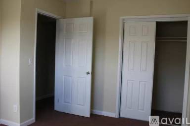 Main picture of 2908 Alsace Ave
