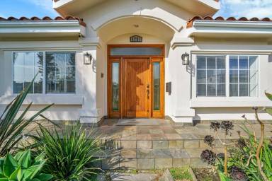 Main picture of 4721 Berryman Ave