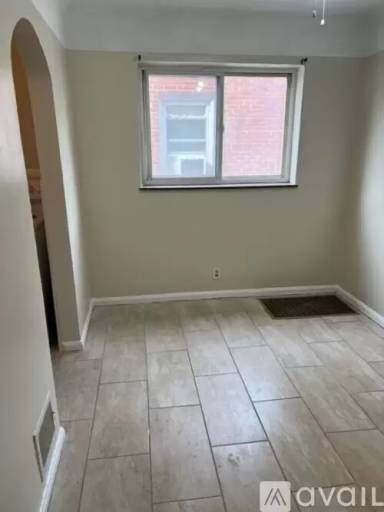 Main picture of 5211 Lillian Dr