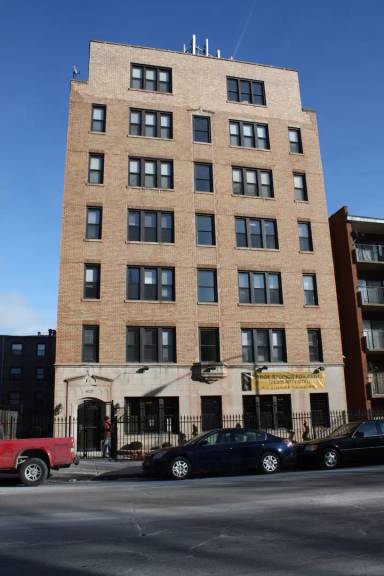 Main picture of 6731 S Jeffery Blvd Apartments