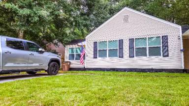 Main picture of 2711 Briley St