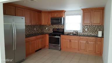 Main picture of 60 Halstead Ave