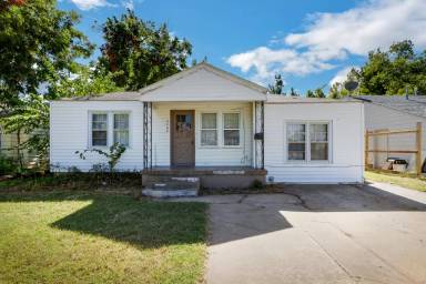 Main picture of 6404 NW 35th St