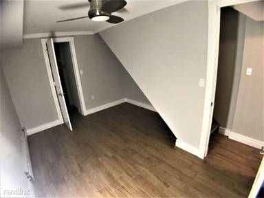Main picture of 221 Mott St