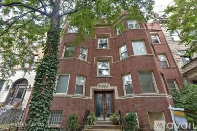 Main picture of 714 W Barry Ave