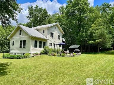 Main picture of 42 May Hill Rd
