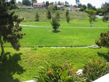 Main picture of 2607 Pirineos Way