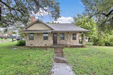 Main picture of 401 Montclair Ave