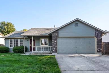 Main picture of 1477 E Cougar Creek Dr