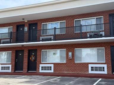 Main picture of 405 Dunwoody St