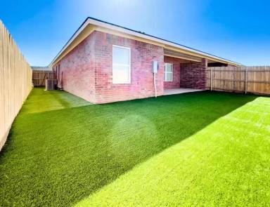 Main picture of 1603 Avenue O