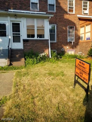 Main picture of 1075 Priestley Ave