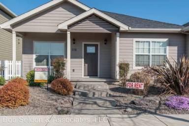 Main picture of 526 Golden Peak Dr