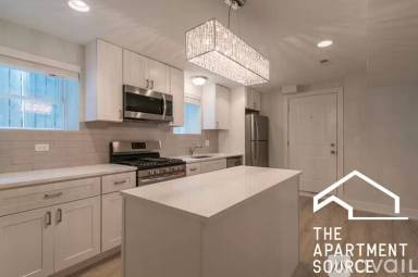 Main picture of 5021 N Ashland Ave