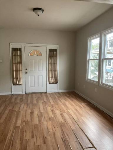 Main picture of 1321 Mazant St