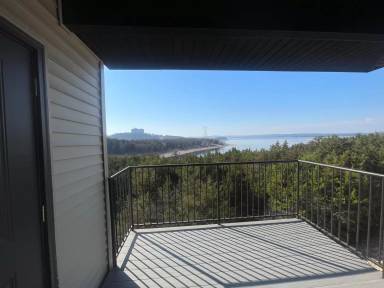 Main picture of 325 Majestic Dr