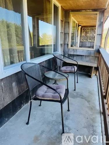 Main picture of 48988 Highway 101 S