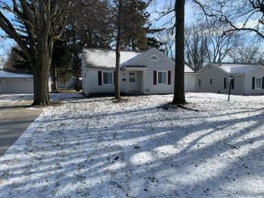 Main picture of 224 Richards Rd