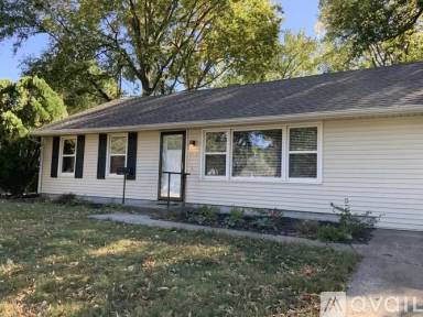 Main picture of 8409 W 70th Ter