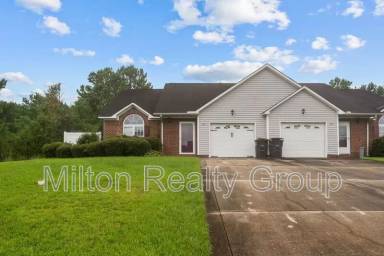 Main picture of 173 Ariel St