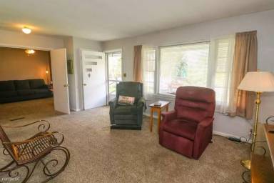 Main picture of 2077 Minton Rd