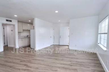 Main picture of 10524 Croetto Way