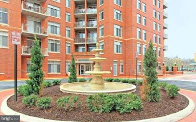 Main picture of East Market Condominiums