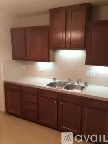 Main picture of 3021 N 76th St