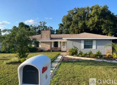 Main picture of 64 Magnolia Dr