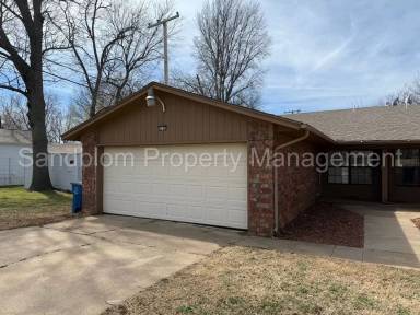 Main picture of 2736 S Louisville Ave