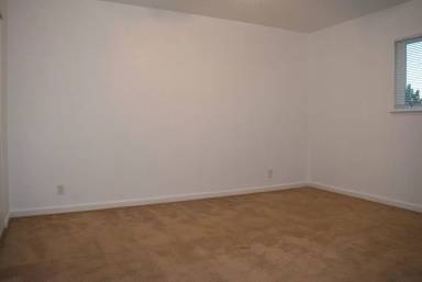 Main picture of 2540 S Whitney Blvd