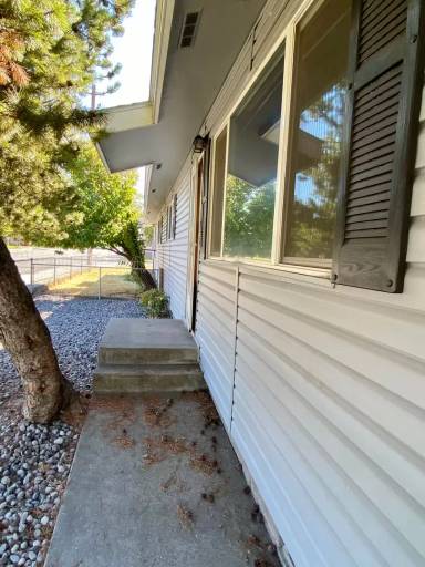 Main picture of 1520 Washburn Way