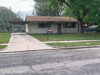 Main picture of 1375 N Jefferson Ave