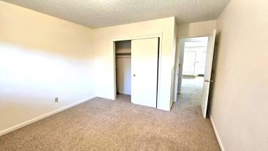 Main picture of 706 NE 108th Ave