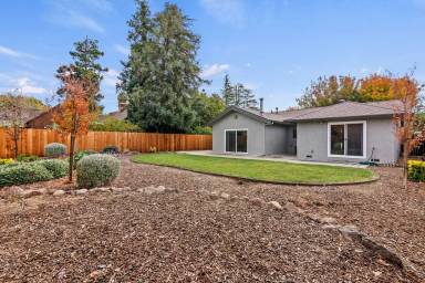 Main picture of 197 Sherwood Dr
